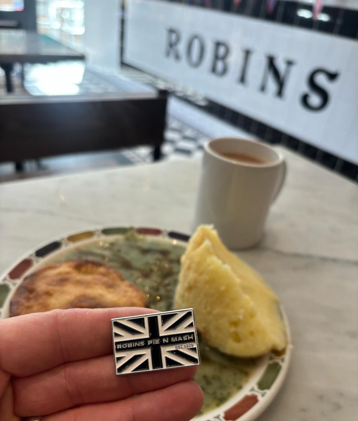 Robins Heritage Pin Badge
