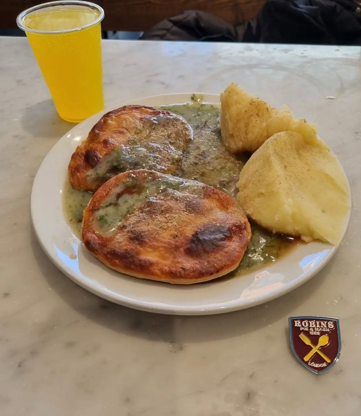 Robins Pie & Mash Pin Badge